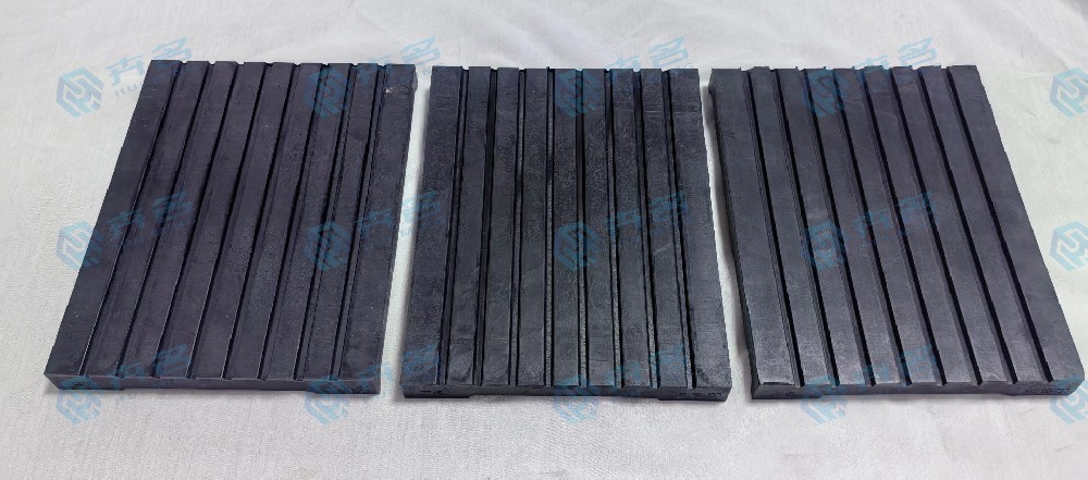 50, 60 Rail Rubber Pads