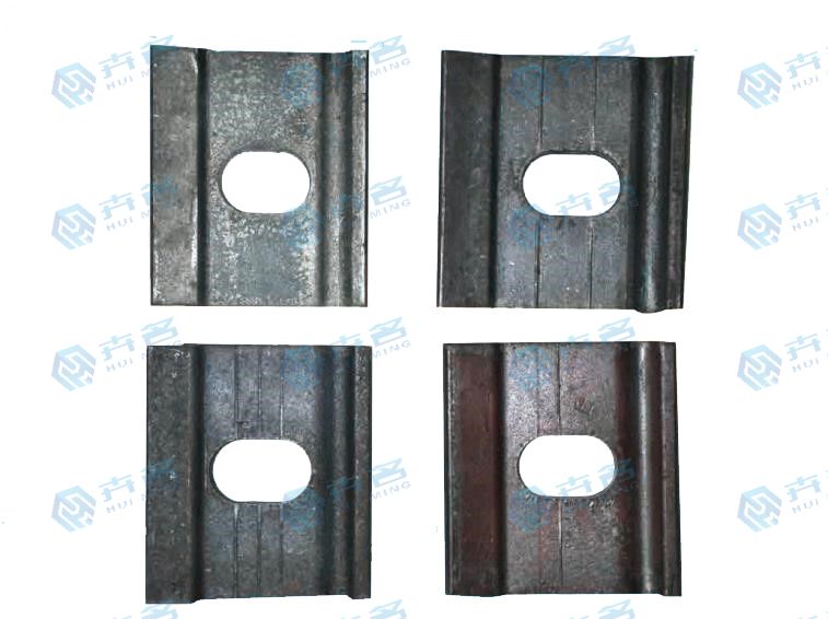 Ordinary railway gauge barriers